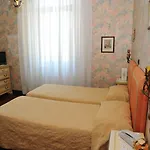 Savona Отель Монтекатини-Терме