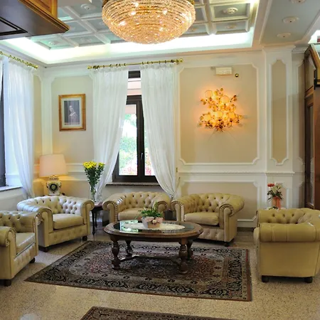 Отель Savona 3*