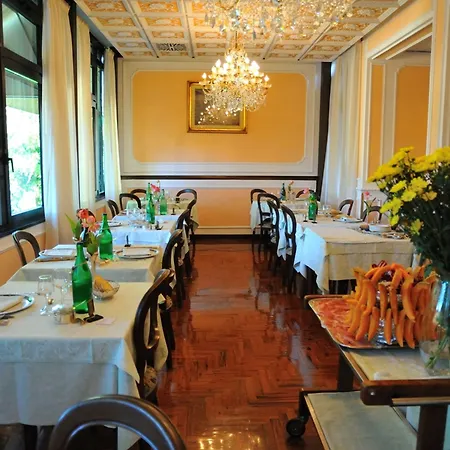 Savona Отель 3*