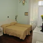 Savona Szálloda 3*