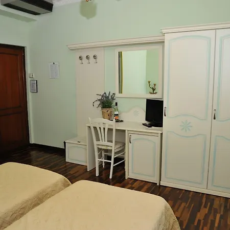 فندق Savona مونتيكاتيني تيرمي