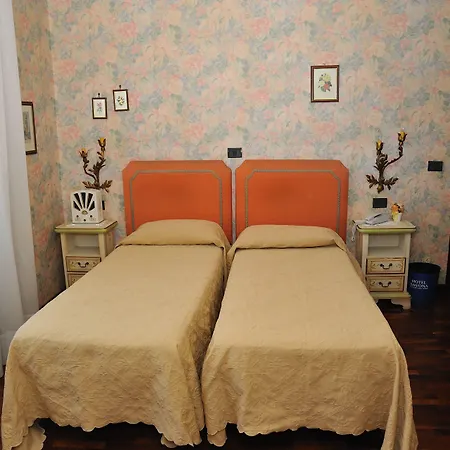 Savona 3*