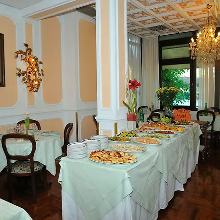 Savona 3*
